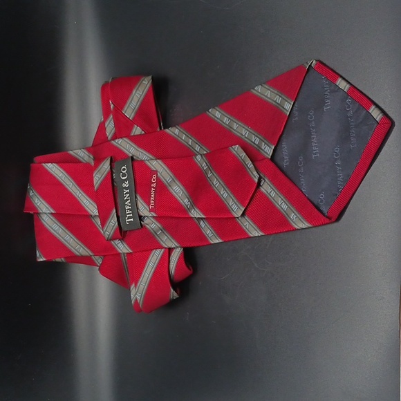 TIFFANY & CO. 100% Silk Roman Numerals Tie 57 Inches Long - Picture 7 of 7